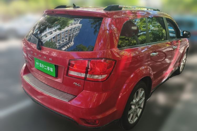 Used Dodge Journey 2013 2.4L Two-Wheel Drive Luxury Version Rear Right 45 Deg