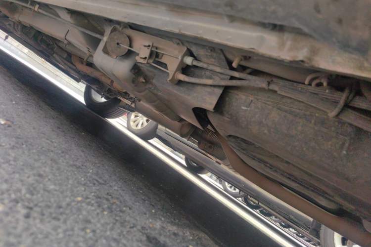 Used Dodge Journey 2013 2.4L Two-Wheel Drive Luxury Version Chassis Rear Left