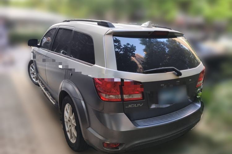 Used Dodge Journey 2013 2.4L Two-Wheel Drive Luxury Version Rear Left 45 Deg