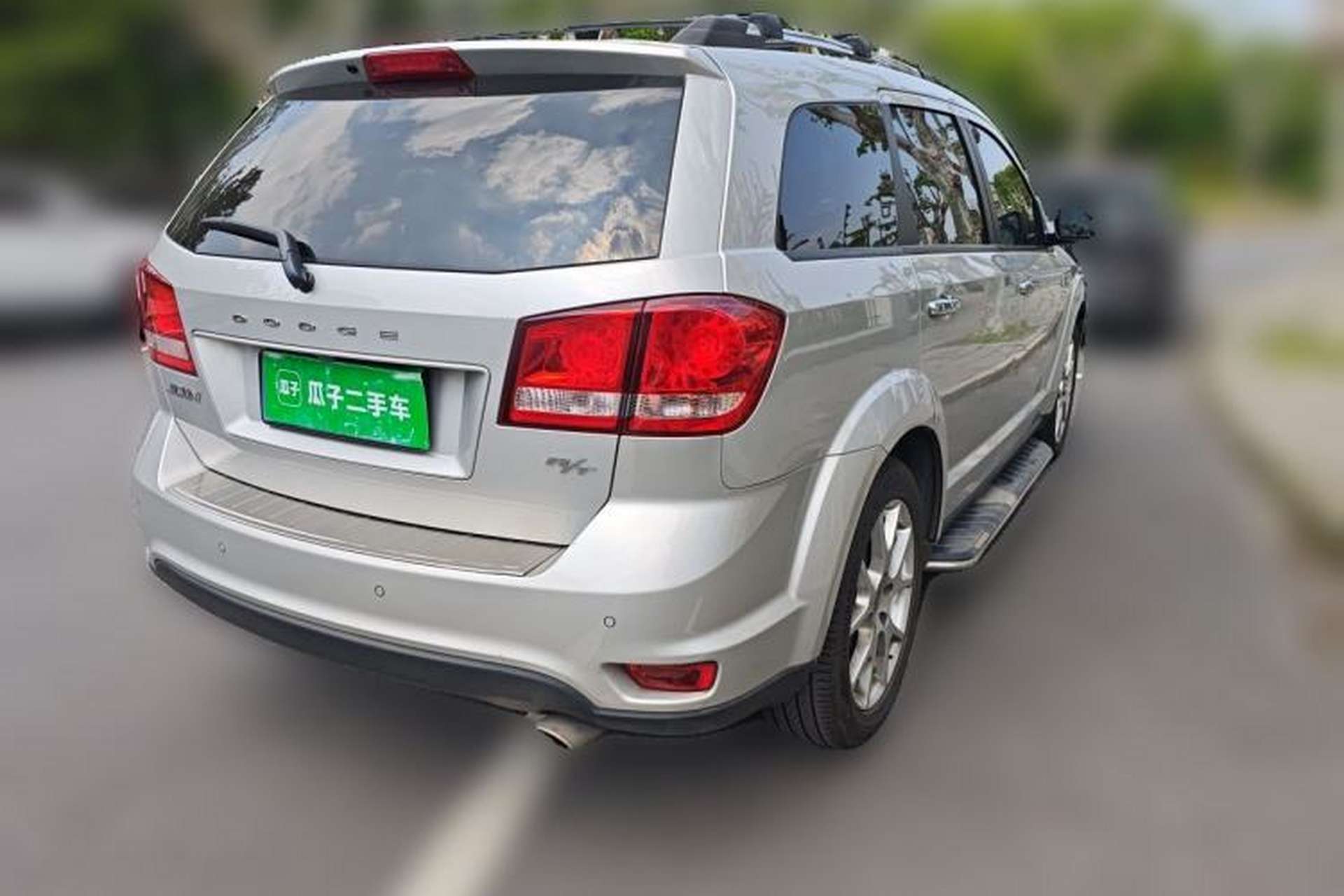 Used Dodge Journey 2013 2.4L Two-Wheel Drive Luxury Version Rear Right 45 Deg