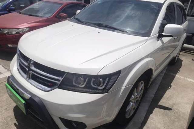 Used Dodge Journey 2013 2.4L Two-Wheel Drive Luxury Version