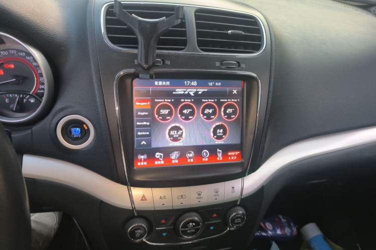 Used Dodge Journey 2013 2.4L Two-Wheel Drive Luxury Version Audio And AC Panel