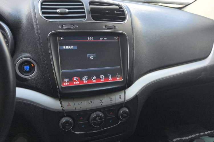Used Dodge Journey 2013 2.4L Two-Wheel Drive Luxury Version Audio And AC Panel