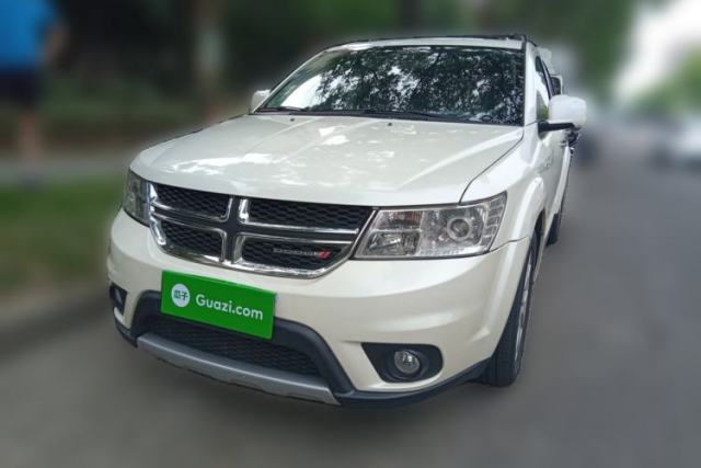 Used Dodge Journey 2013 2.4L Two-Wheel Drive Luxury Version
