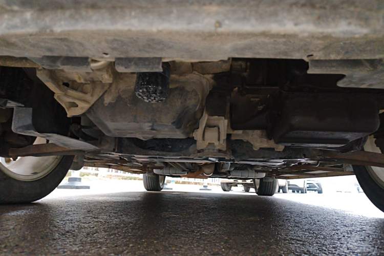 Used Dodge Journey 2013 2.4L Two-Wheel Drive Luxury Version Chassis Front