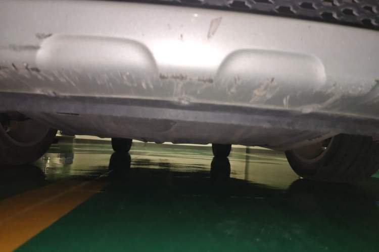 Used Dodge Journey 2013 2.4L Two-Wheel Drive Luxury Version Chassis Front