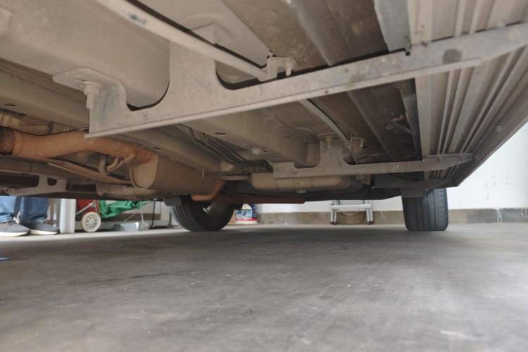 Used Dodge Journey 2013 2.4L Two-Wheel Drive Luxury Version Chassis Front Left