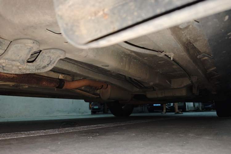 Used Dodge Journey 2013 2.4L Two-Wheel Drive Luxury Version Chassis Front Left
