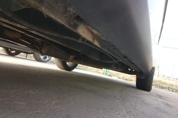 Used Dodge Journey 2013 2.4L Two-Wheel Drive Luxury Version Chassis Front Left