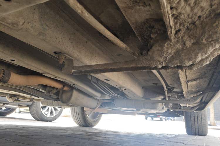 Used Dodge Journey 2013 2.4L Two-Wheel Drive Luxury Version Chassis Front Left