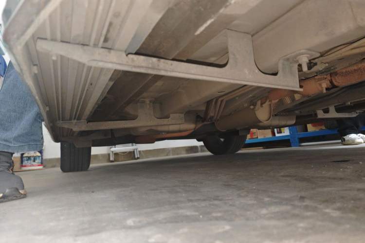 Used Dodge Journey 2013 2.4L Two-Wheel Drive Luxury Version Chassis Front Right