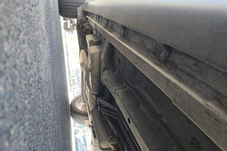 Used Dodge Journey 2013 2.4L Two-Wheel Drive Luxury Version Chassis Front Right