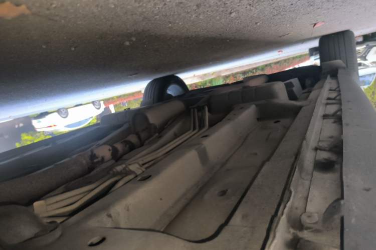 Used Dodge Journey 2013 2.4L Two-Wheel Drive Luxury Version Chassis Front Right