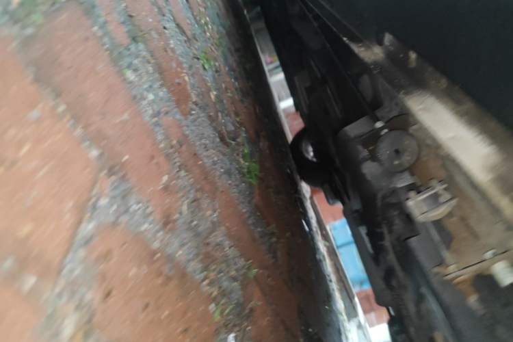 Used Dodge Journey 2013 2.4L Two-Wheel Drive Luxury Version Chassis Rear Left
