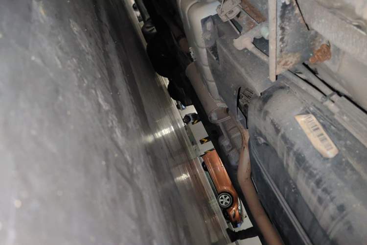 Used Dodge Journey 2013 2.4L Two-Wheel-Drive Smart Edition Chassis Rear Left