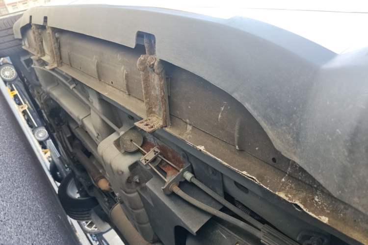 Used Dodge Journey 2013 2.4L Two-Wheel Drive Luxury Version Chassis Rear Left