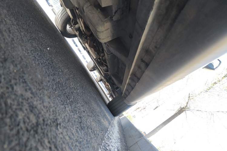 Used Dodge Journey 2013 2.4L Two-Wheel Drive Luxury Version Chassis Rear Right