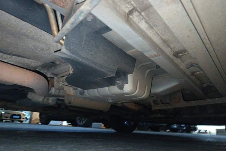 Used Dodge Journey 2013 2.4L Two-Wheel Drive Luxury Version Chassis Rear Right