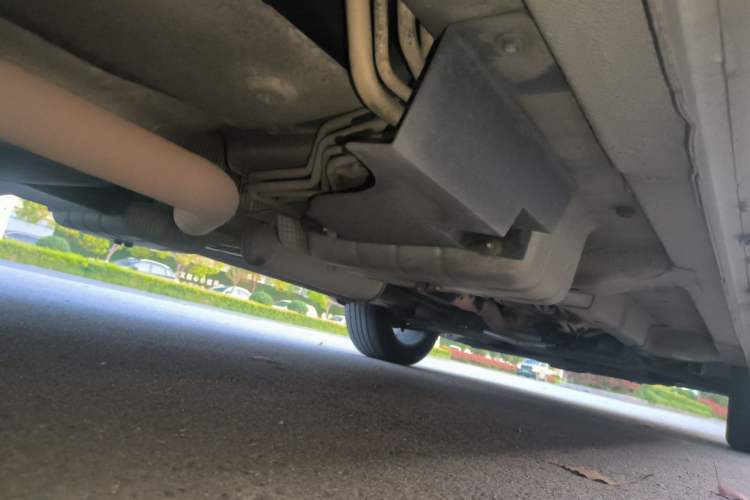 Used Dodge Journey 2013 2.4L Two-Wheel Drive Luxury Version Chassis Rear Right