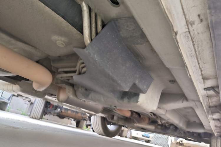 Used Dodge Journey 2013 2.4L Two-Wheel Drive Luxury Version Chassis Rear Right