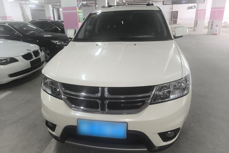 Used Dodge Journey 2013 2.4L Two-Wheel Drive Luxury Version Exterior 1