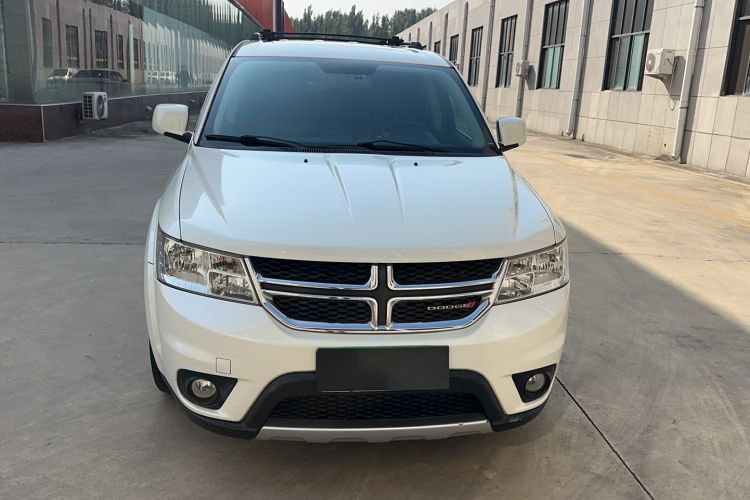 Used Dodge Journey 2013 2.4L Two-Wheel Drive Luxury Version Exterior 1