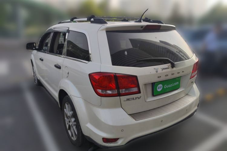 Used Dodge Journey 2013 2.4L Two-Wheel Drive Luxury Version Exterior 3