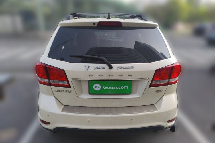 Used Dodge Journey 2013 2.4L Two-Wheel Drive Luxury Version Exterior 4