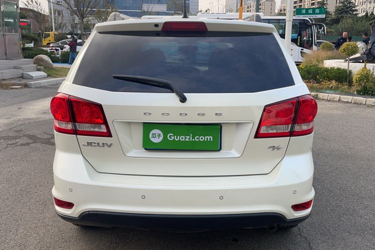 Used Dodge Journey 2013 2.4L Two-Wheel Drive Luxury Version Exterior 4