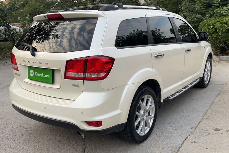 Used Dodge Journey 2013 2.4L Two-Wheel Drive Luxury Version Exterior 7