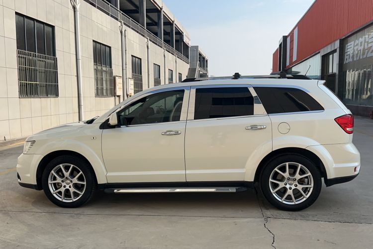 Used Dodge Journey 2013 2.4L Two-Wheel Drive Luxury Version Exterior 7