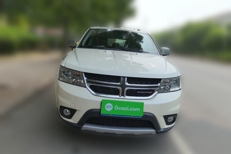 Used Dodge Journey 2013 3.6L Four-Wheel Drive Flagship Edition Front