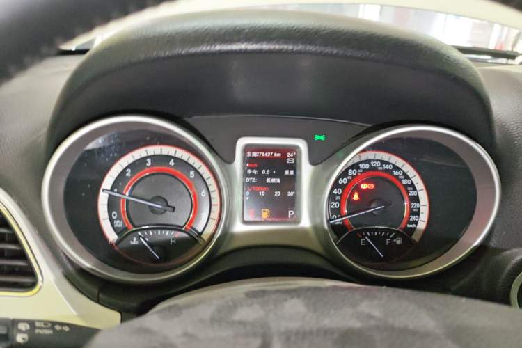 Used Dodge Journey 2013 2.4L Two-Wheel Drive Luxury Version Instrument Cluster