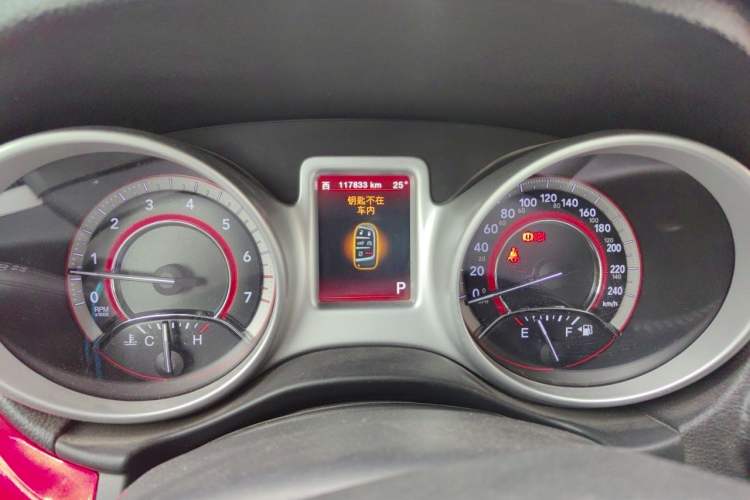 Used Dodge Journey 2013 2.4L Two-Wheel Drive Luxury Version Instrument Cluster