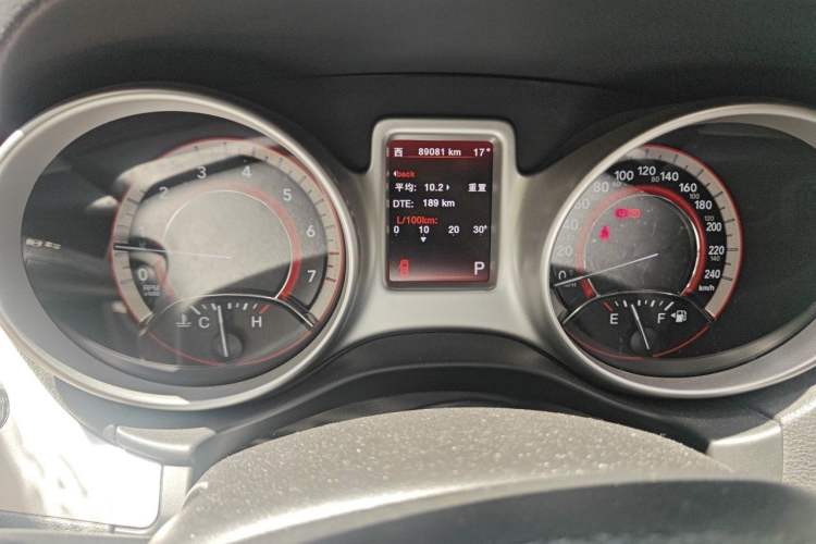 Used Dodge Journey 2013 2.4L Two-Wheel Drive Luxury Version Instrument Cluster