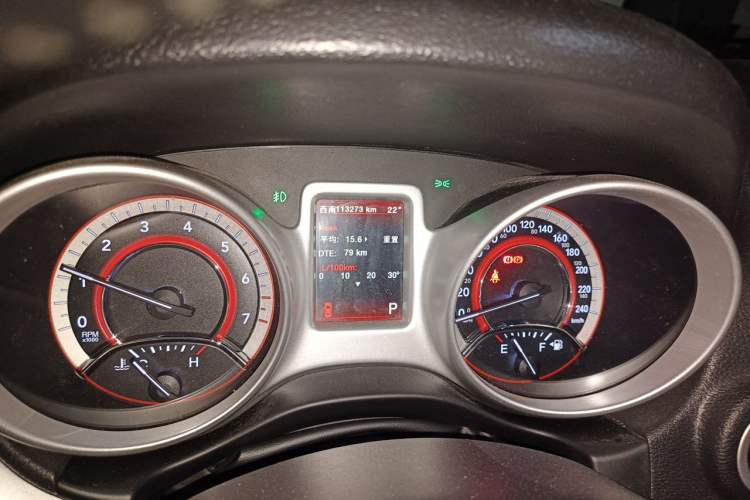Used Dodge Journey 2013 2.4L Two-Wheel Drive Luxury Version Instrument Cluster
