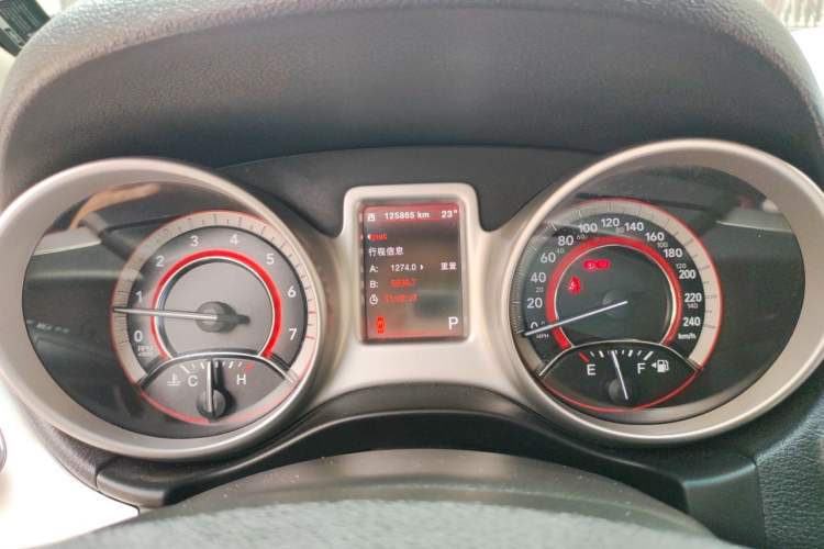 Used Dodge Journey 2013 2.4L Two-Wheel Drive Luxury Version Instrument Cluster