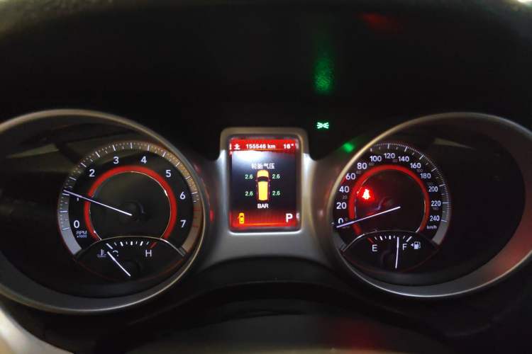 Used Dodge Journey 2013 2.4L Two-Wheel Drive Luxury Version Instrument Cluster