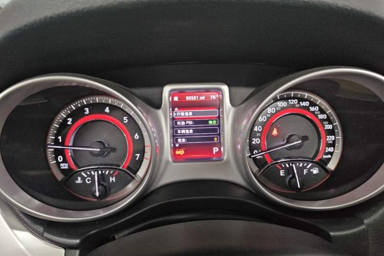 Used Dodge Journey 2013 2.4L Two-Wheel Drive Luxury Version Instrument Cluster