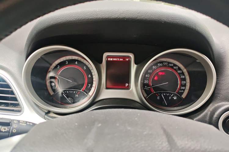 Used Dodge Journey 2013 2.4L Two-Wheel Drive Luxury Version Instrument Cluster