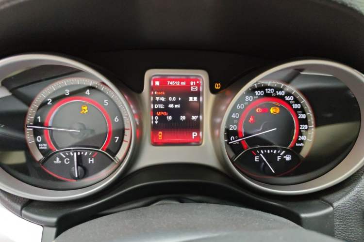 Used Dodge Journey 2013 2.4L Two-Wheel Drive Luxury Version Instrument Cluster