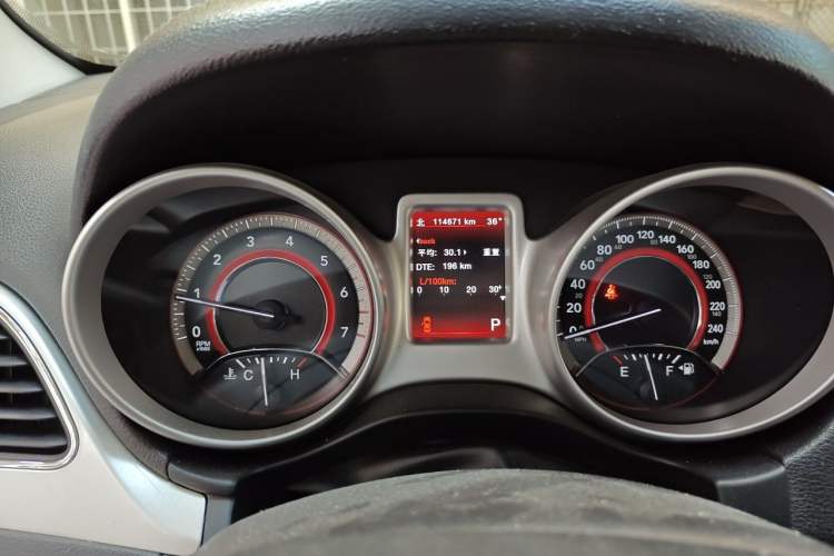 Used Dodge Journey 2013 2.4L Two-Wheel Drive Luxury Version Instrument Cluster