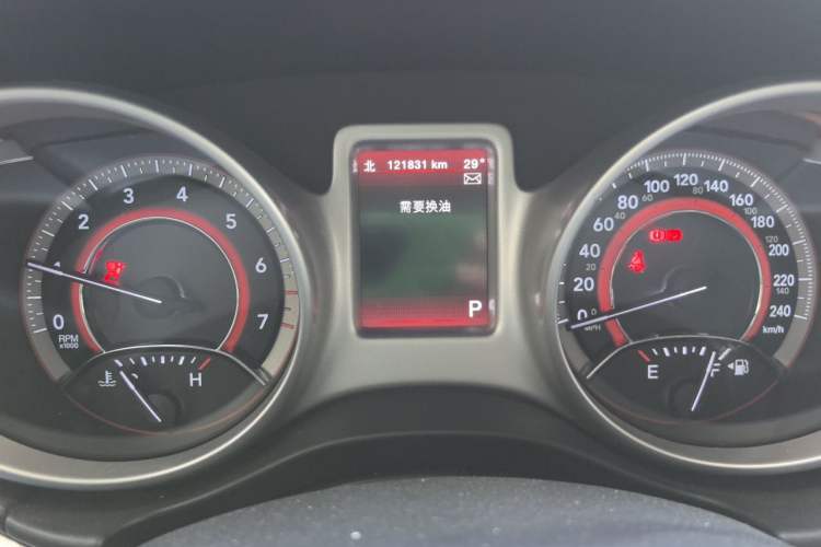 Used Dodge Journey 2013 2.4L Two-Wheel Drive Luxury Version Instrument Cluster