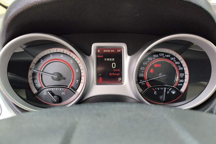 Used Dodge Journey 2013 2.4L Two-Wheel Drive Luxury Version Instrument Cluster