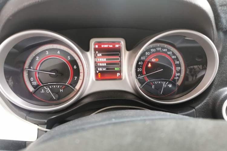 Used Dodge Journey 2013 2.4L Two-Wheel Drive Luxury Version Instrument Cluster