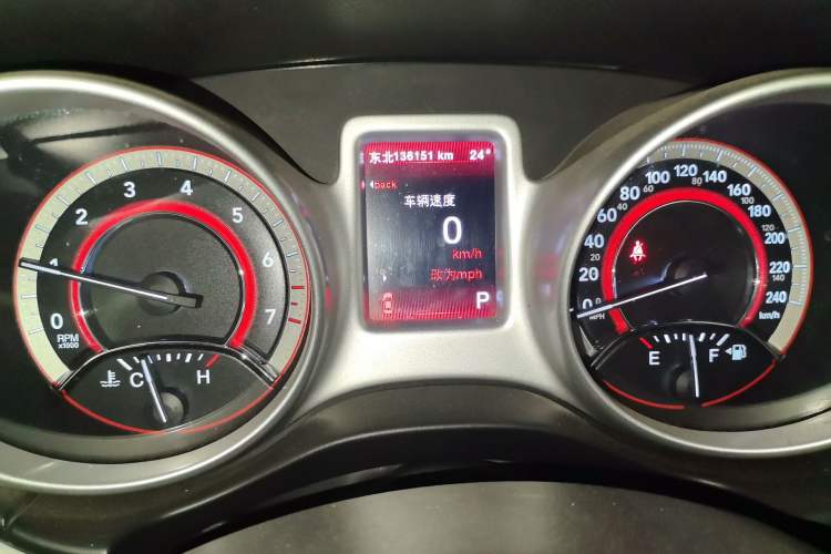 Used Dodge Journey 2013 2.4L Two-Wheel Drive Luxury Version Instrument Cluster
