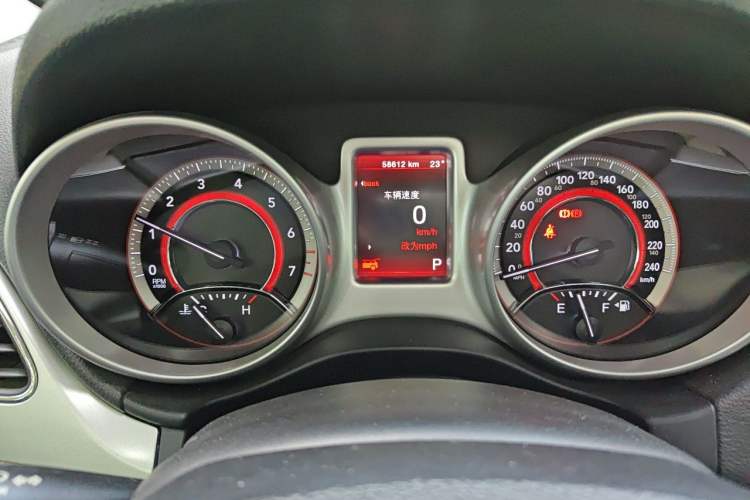 Used Dodge Journey 2013 2.4L Two-Wheel Drive Luxury Version Instrument Cluster