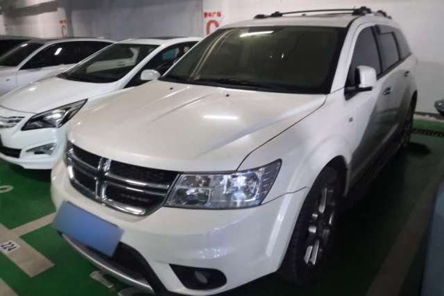 Used Dodge Journey 2013 2.4L Two-Wheel Drive Luxury Version