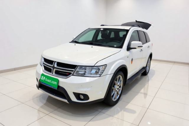 Używany Dodge Journey 2013 2.4L Two-Wheel Drive Luxury Version