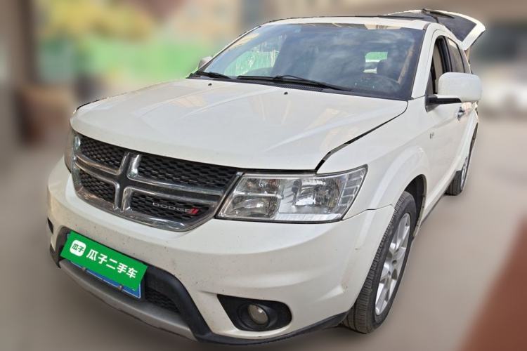 Used Dodge Journey 2013 2.4L Two-Wheel Drive Luxury Version Guazi used car, China used car export, Used car for sale, Used  cars, Cheapest cars for sale